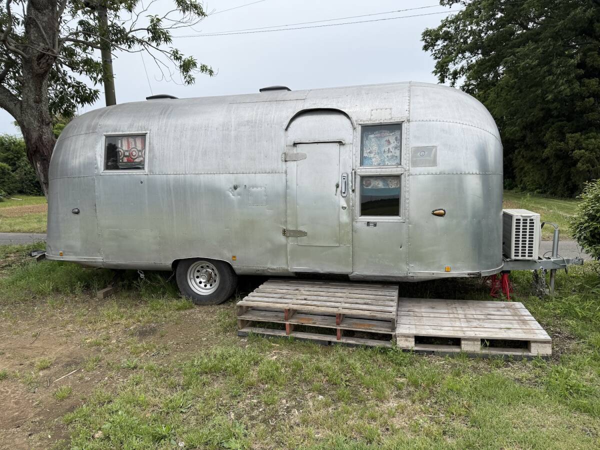 エアストリーム ランドヨット 19F キャンピングトレーラー 100vエアコン新品・事務所、ビンテージ AIRSTREAM拍卖
