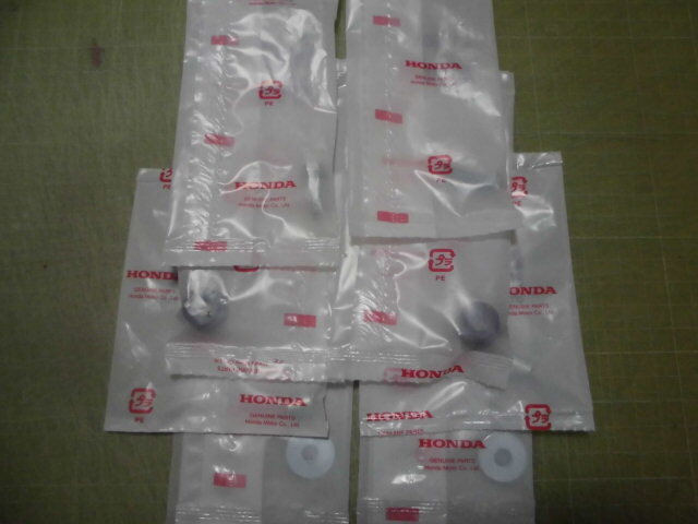 ホンダ純正 モンキー4L リヤフェンダー 取付ボルト・ グロメット・カラー・ワッシャー フロント側 Z50J Z50J1前期拍卖