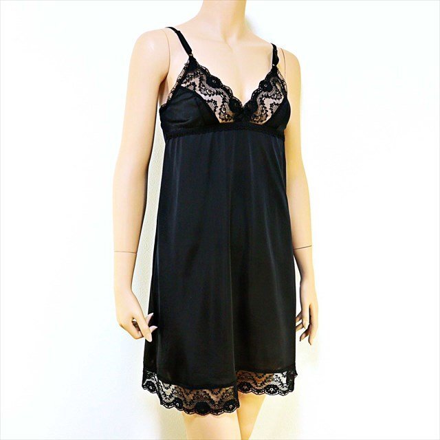 CX5-403//セシール/日本製☆ナイロン100%☆なめらかな肌ざわり☆光沢ブラック☆ティーン用/スリップ※一番安価で送料はゆうパケット250円拍卖