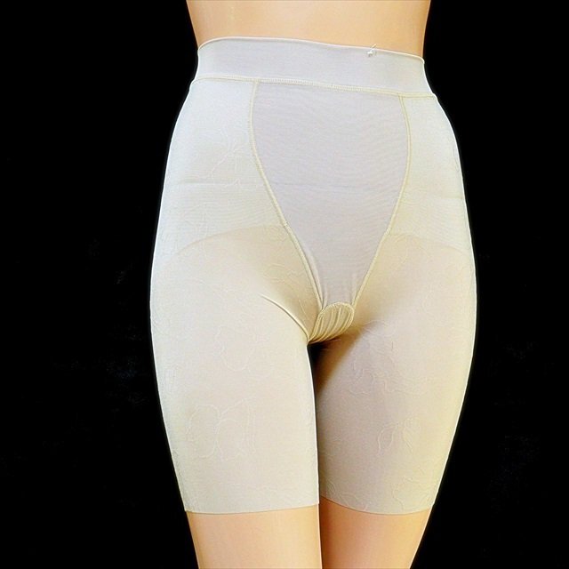 CX5-923//新品同様/Wacoal/ワコール/日本製☆肌ざわりのいい薄手素材☆無理なくヒップアップ☆ガードル※一番安価で送料ゆうパケット250円拍卖