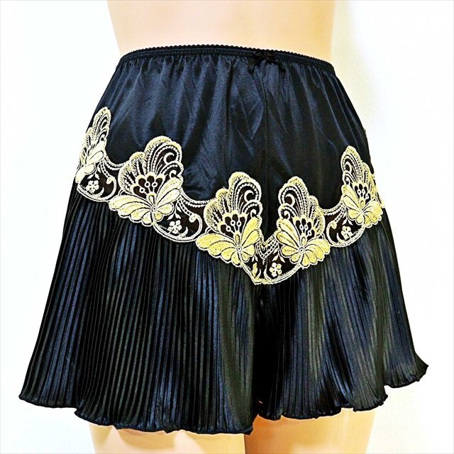 CX6-413//グラマーなXLサイズ☆優雅なゴールドレース☆エレガンスなアコーディオンプリーツ☆ペチコート※一番安価で送料ゆうパケット250円拍卖