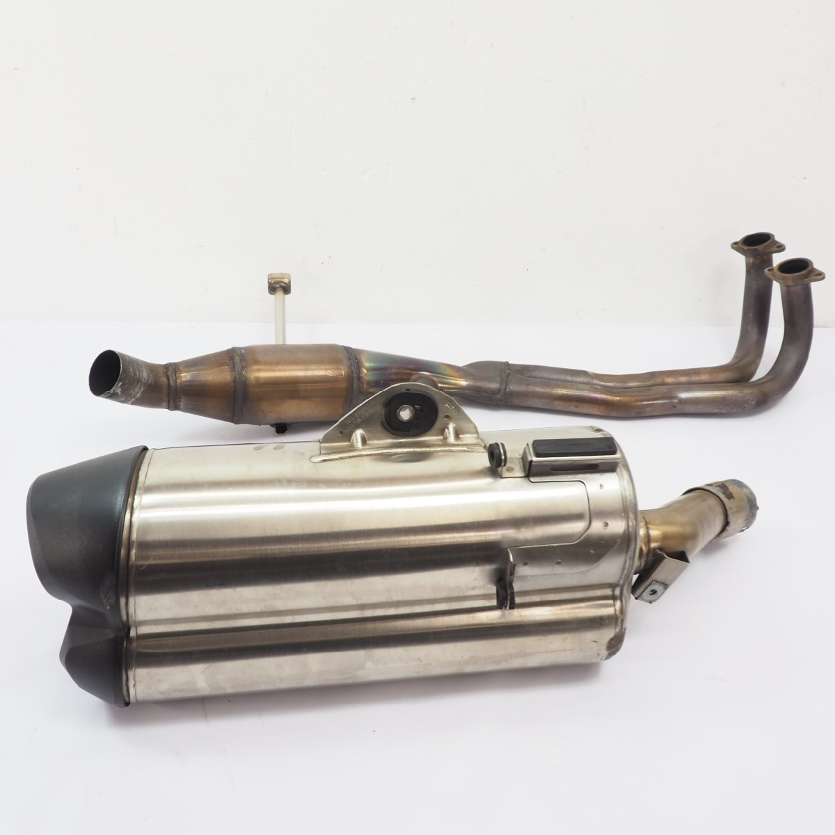 BMW C650GT純正マフラー サイレンサー エキパイエキゾーストパイプ 8556912 8556918 C650 GT拍卖