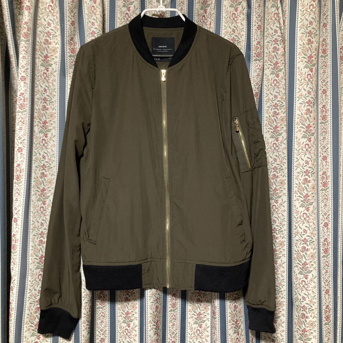 ZARA BASIC ザラ MA-1 フライトジャケット ミリタリー リブ ブルゾン シャカシャカ 一重 カーディガン 羽織り シャツ ジップアップ 拍卖