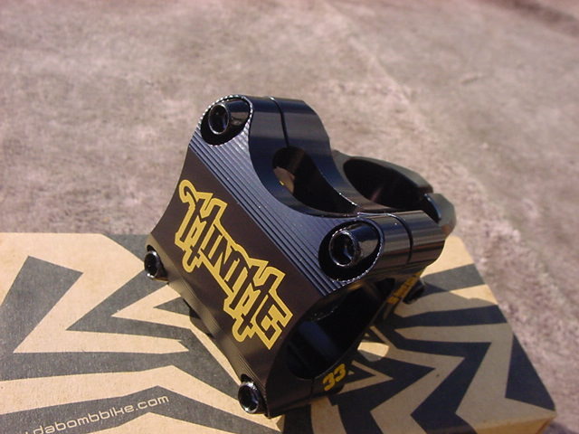 DA BOMB MINI ME 33 STEM 新品未使用拍卖