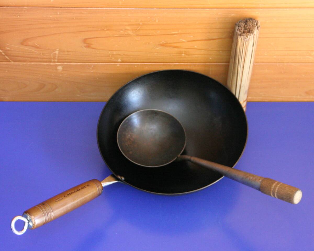 鉄 中華鍋 ヨコザワテッパン × おやじキャンフ飯 コラボ中華鍋 お玉付拍卖