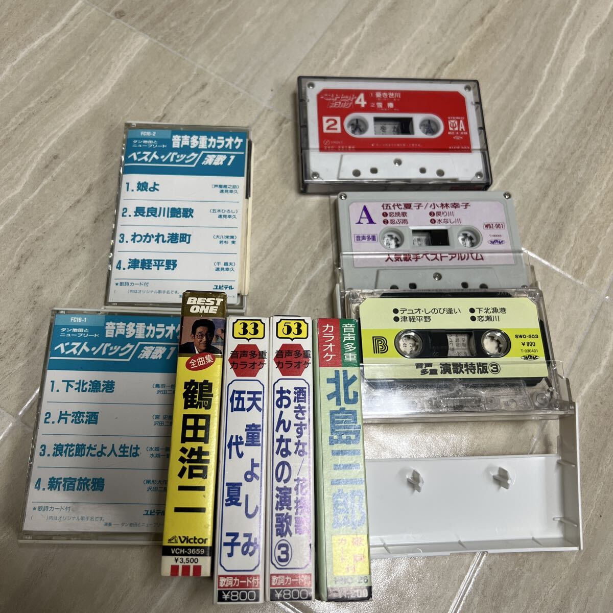 △TV横箱△昭和レトロ 当時物 カセットテープ 北島三郎 天童よしみ 伍代夏子 鶴田浩二 演歌 日本音楽拍卖