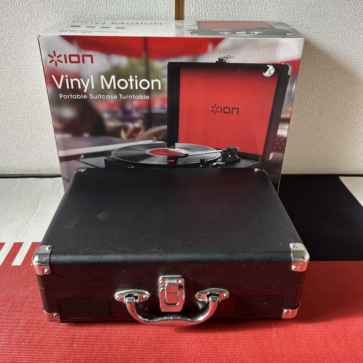Portable Suitcase Turntable Vinyl Motion拍卖