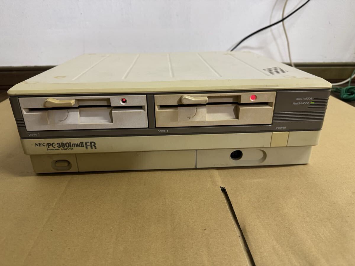 【ジャンク】NEC PC-8801mk2FR 本体のみ 通電と画面出力確認のみ拍卖