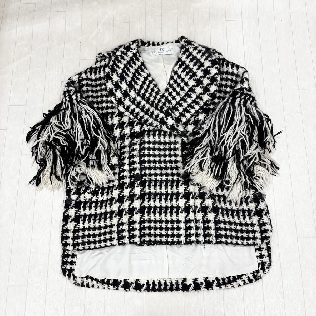 1816〓 TSUMORICHISATO ツモリチサト ミドルコート レディース サイズ2 千鳥格子 ホワイト ブラック アウター 上着 袖フリンジ カジュアル拍卖