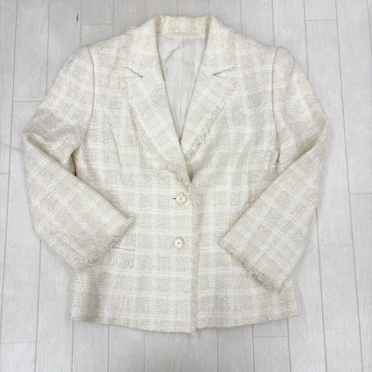 1816〓 miss ashida ミスアシダ テーラードジャケット レディース サイズ7 アイボリー チェック柄 キラキラ フォーマル カジュアル拍卖
