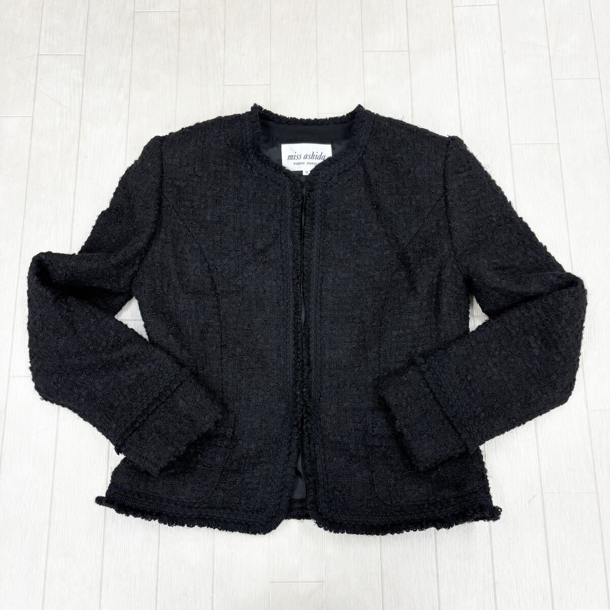 1816〓 miss ashida ミスアシダ ノーカラージャケット レディース サイズ7 ブラック 上着 トップス フックボタン拍卖