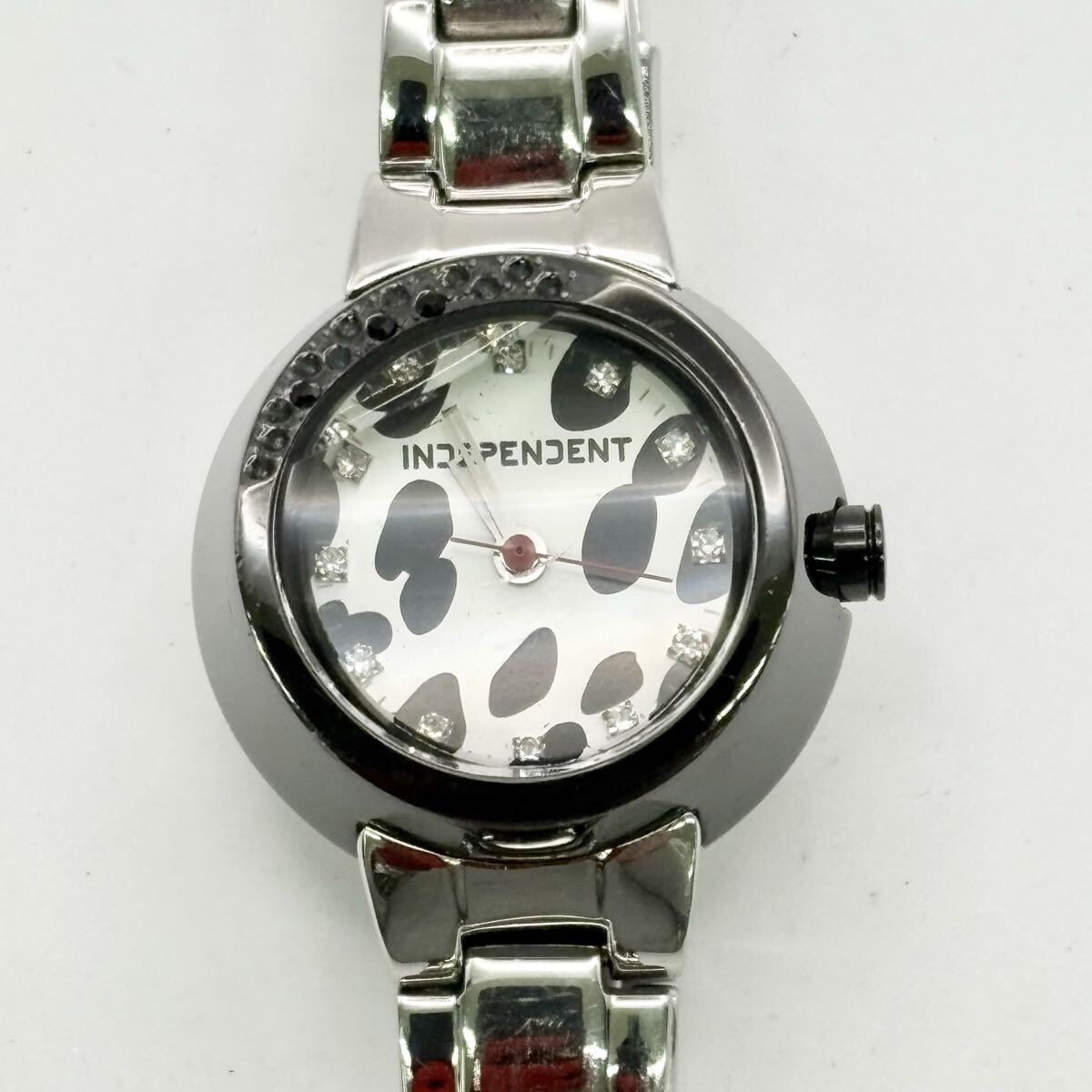 1812A〓 INDEPENDENT Disney CRUELLA DEVIL インデペンデント ディズニー クルエラ デ ビル 腕時計 レディース ウォッチ クォーツ 服飾小物拍卖