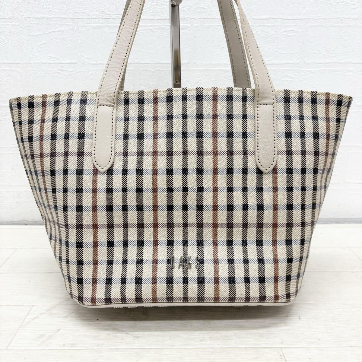 1826〓 DAKS ダックス ハンドバッグ レディース チェック柄 ベージュ 鞄 手提げ鞄 カジュアル拍卖