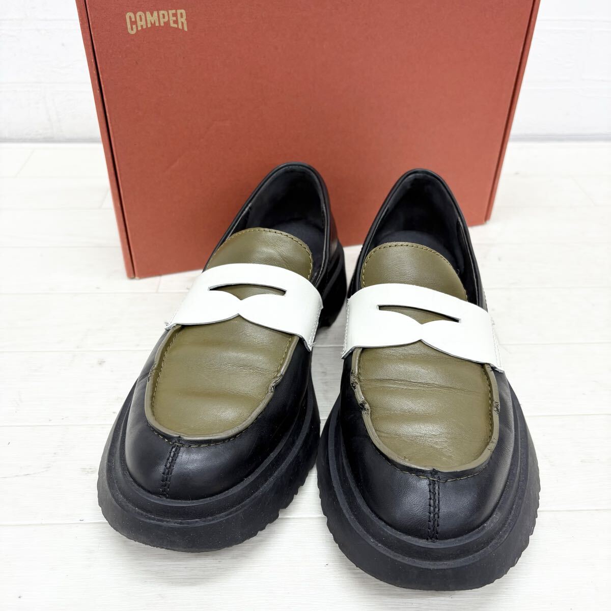 M33〓 箱付き CAMPER カンペール コインローファー レディース サイズ38 ブラック ホワイト カーキ スリッポン 靴 シューズ カジュアル拍卖