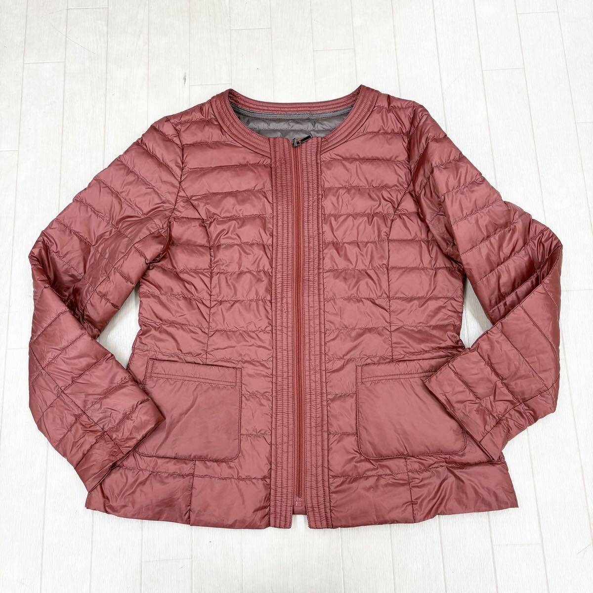 1829〓 TAKASHIMAYA Style Plus 高島屋 スタイルプラス ノーカラーダウンジャケット レディース サイズM ローズレッド アウター 上着 薄手拍卖