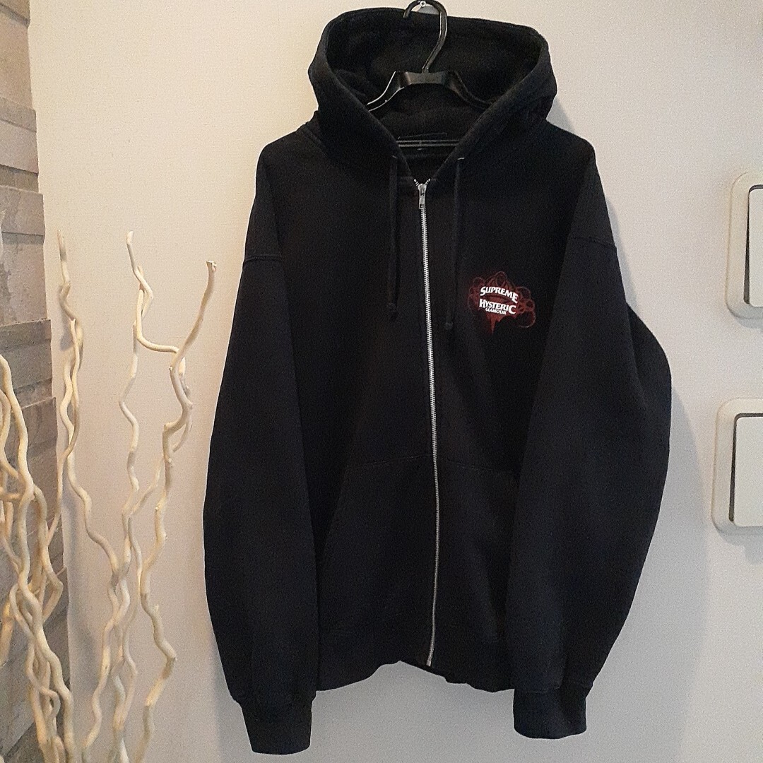 シュプリーム×ヒステリックグラマースウェットパーカー ジップパーカー拍卖