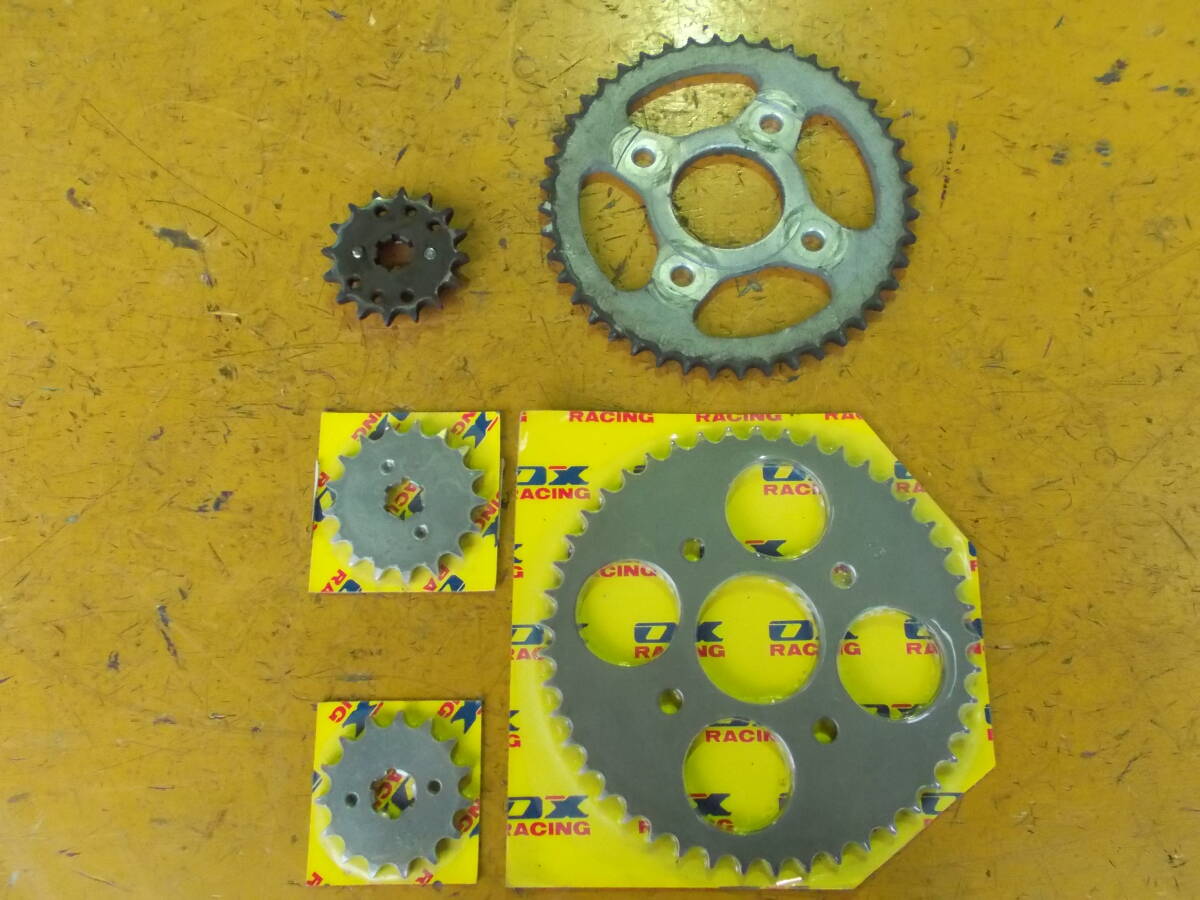YAMAHA ヤマハ TZR125 3TY 純正スプロケット フロント16T リア44T+OX Racing未使用スプロケット フロント15T 17T リア45T セット 拍卖