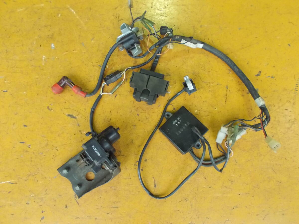 YAMAHA ヤマハ TZR125 3TY メインハーネス レーシングハーネス? CDI コイル サーボモーター キルスイッチ 3TY-82590 R0 F2拍卖