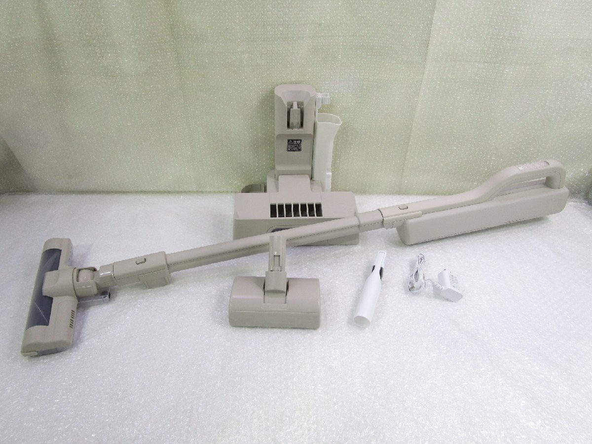◎ほぼ未使用 アイリスオーヤマ 紙パック式コードレススティッククリーナー 掃除機 軽量 SBD-T2P-HC グレージュ 2024年製 展示品 w111013拍卖