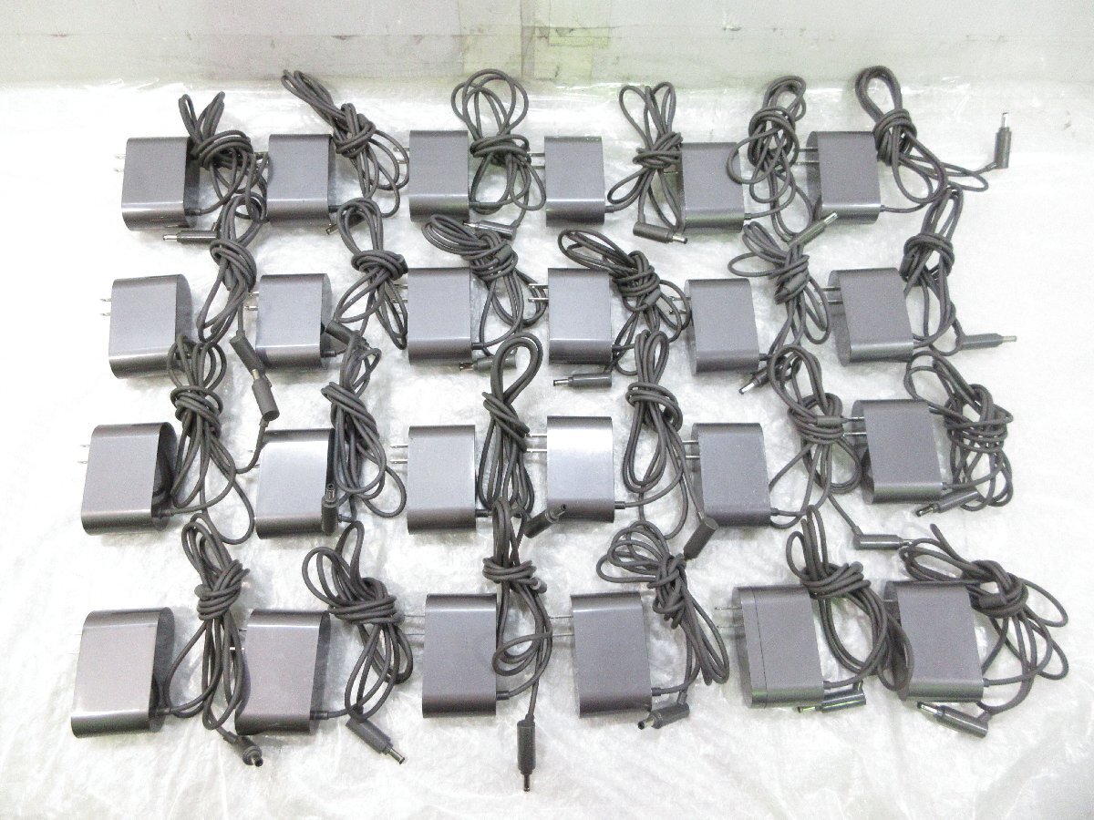 ◎dyson ダイソン 純正品 ACアダプター 充電器 24個まとめ 205720-04/210826-02/64506-01 動作品 w111110拍卖