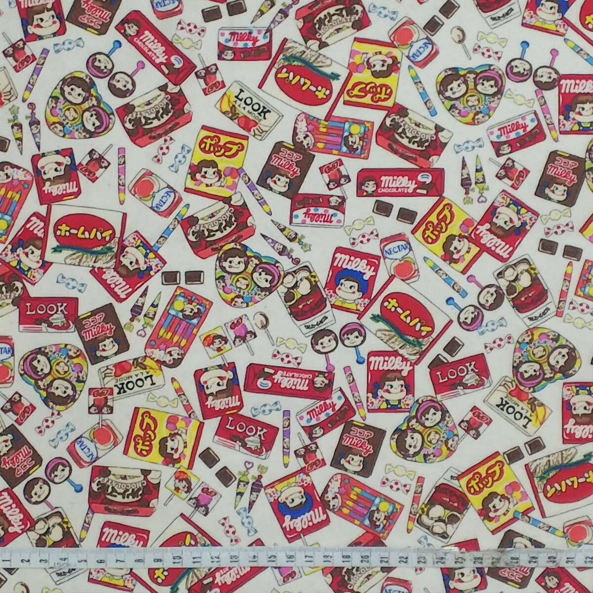 ペコちゃん ポコちゃん お菓子 生地 はぎれ拍卖