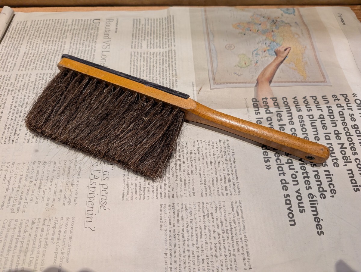 美品【ヴィンテージ ブラシ】洋服 製図 食卓 家具 表具 ハケ 刷毛 製図ブラシ拍卖