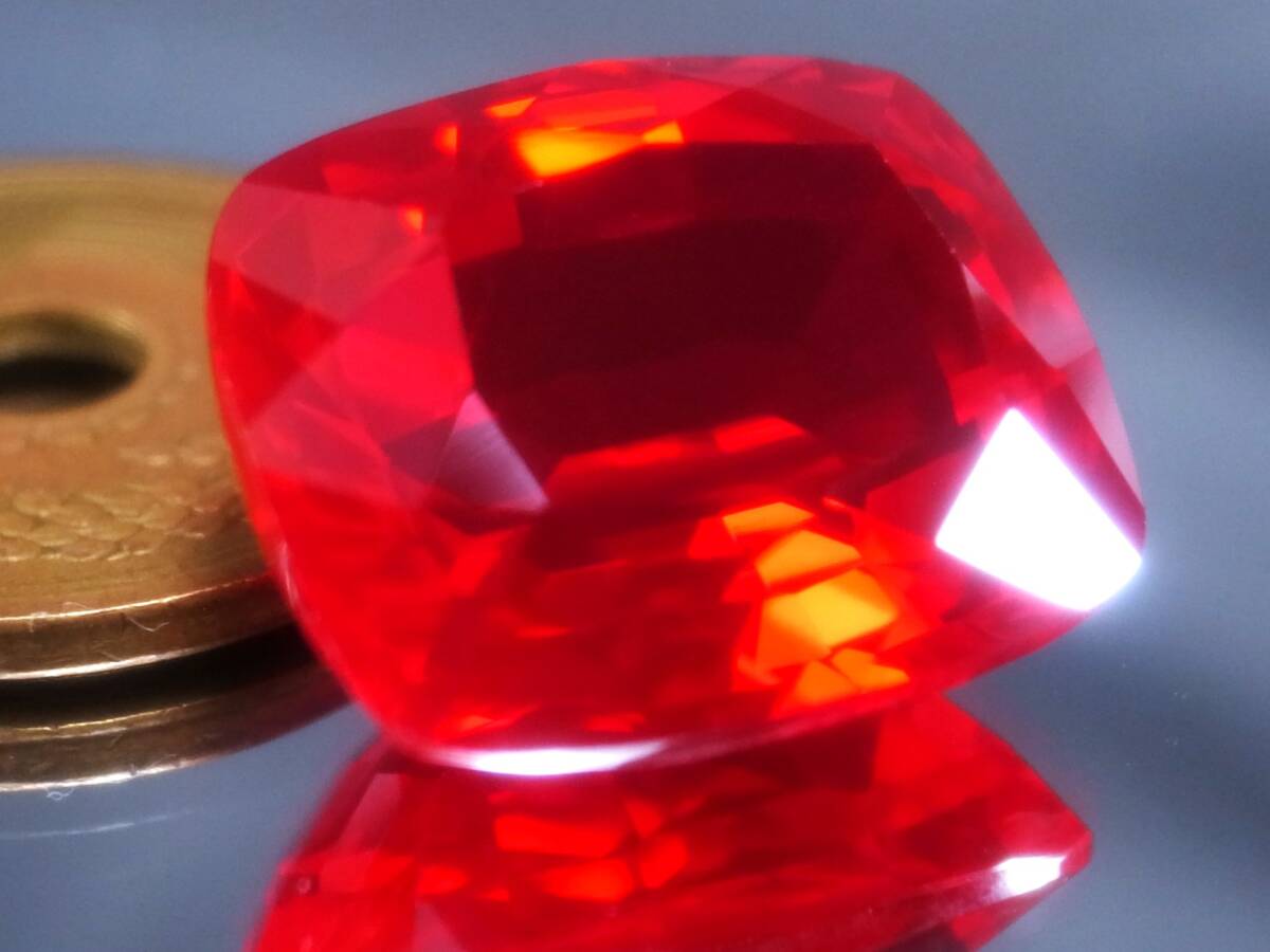 25.01ct 新品・特大サイズ・ピジョンブラッドカラー合成ルビー ブラックライト発色効果あり拍卖