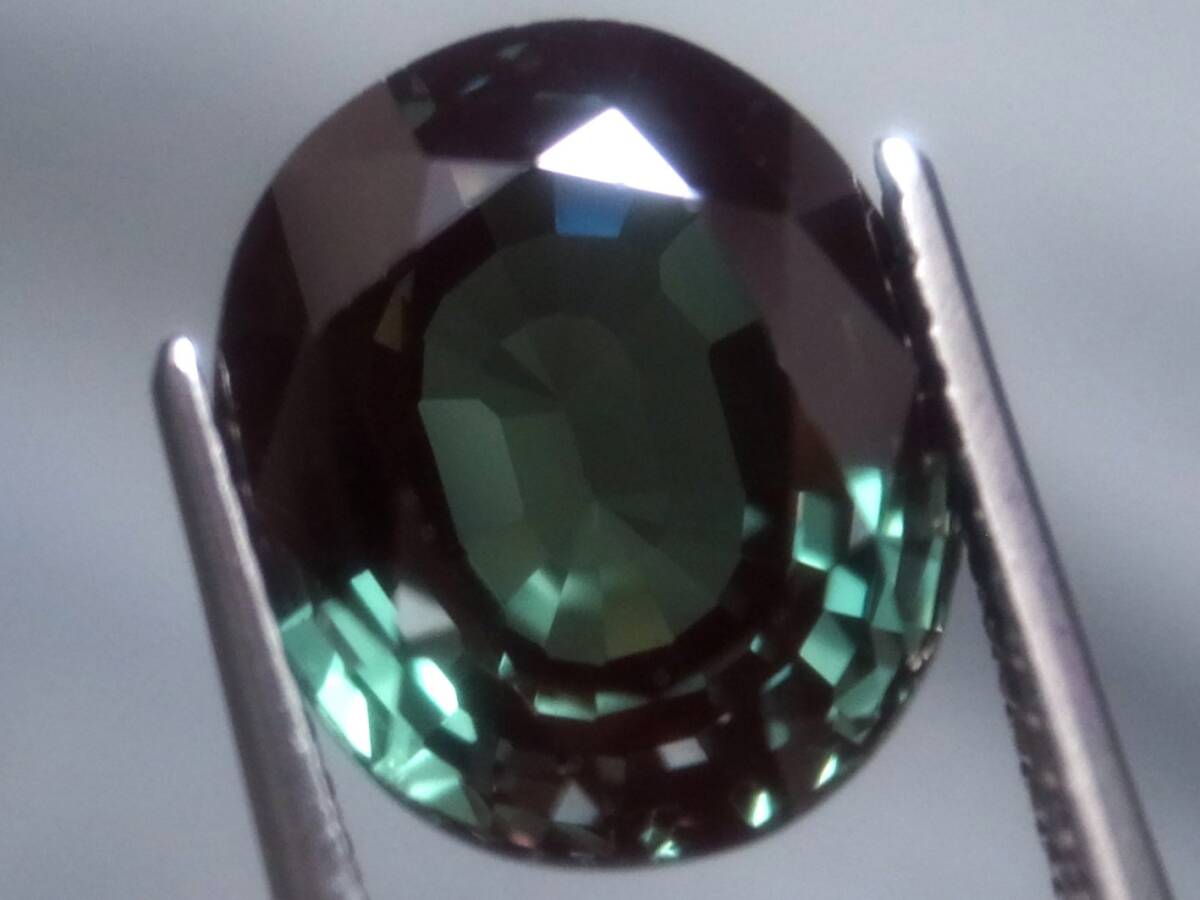 6.88ct a 新品・アレキサンドライト変色効果有 グリーンタイプ・合成スピネル拍卖