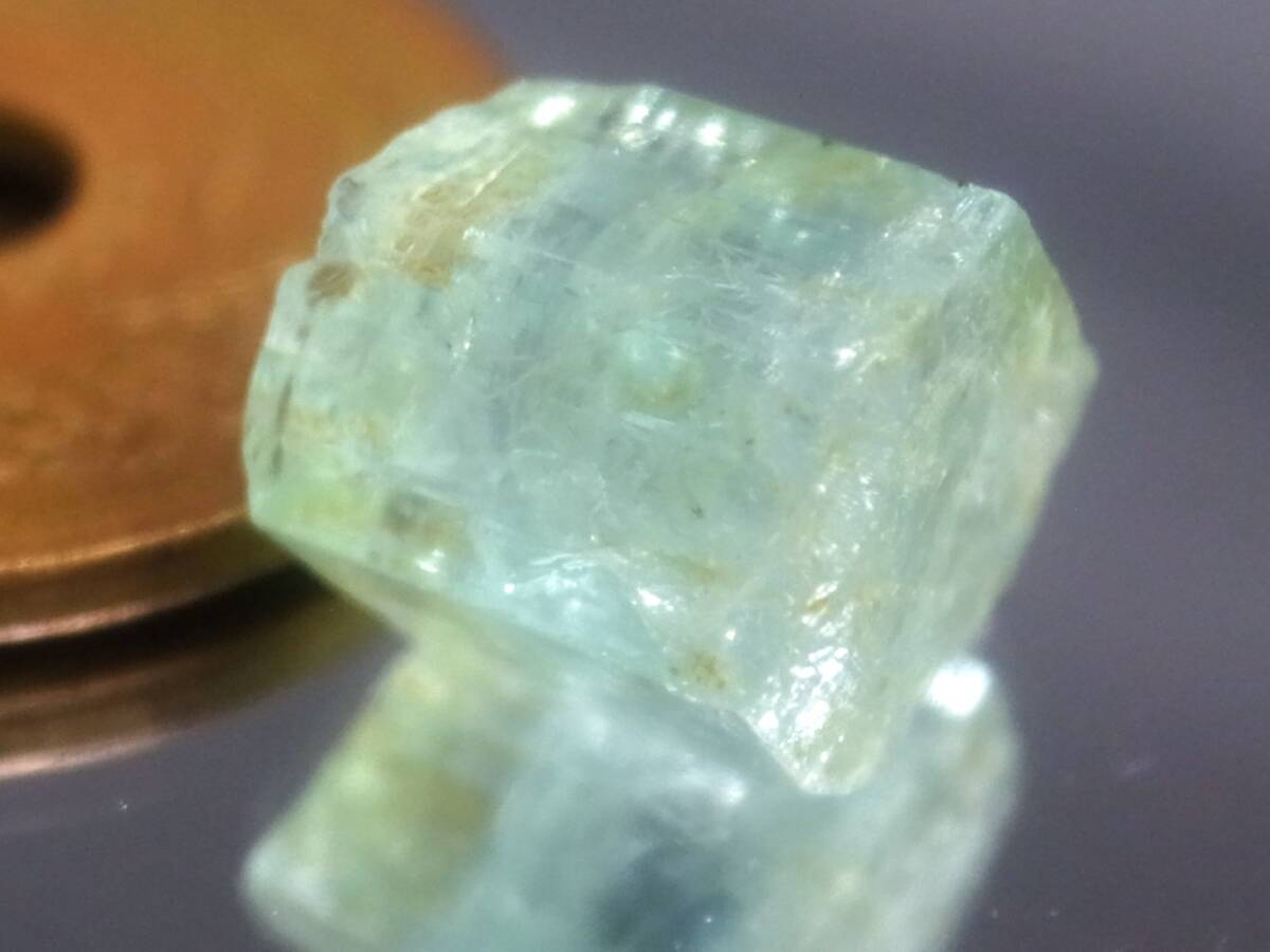 7.06ct 新品・天然グリーンベリル原石 ブラジル産拍卖