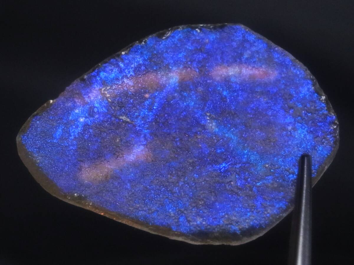 12.43ct 新品・2000年の時を超えた神秘・銀化が綺麗な天然ローマングラス拍卖