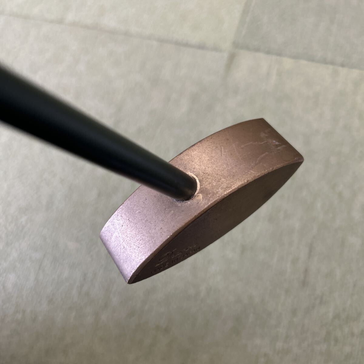 B632 Dragon 小型ヘッド 左右兼用パター 34インチ 462g拍卖