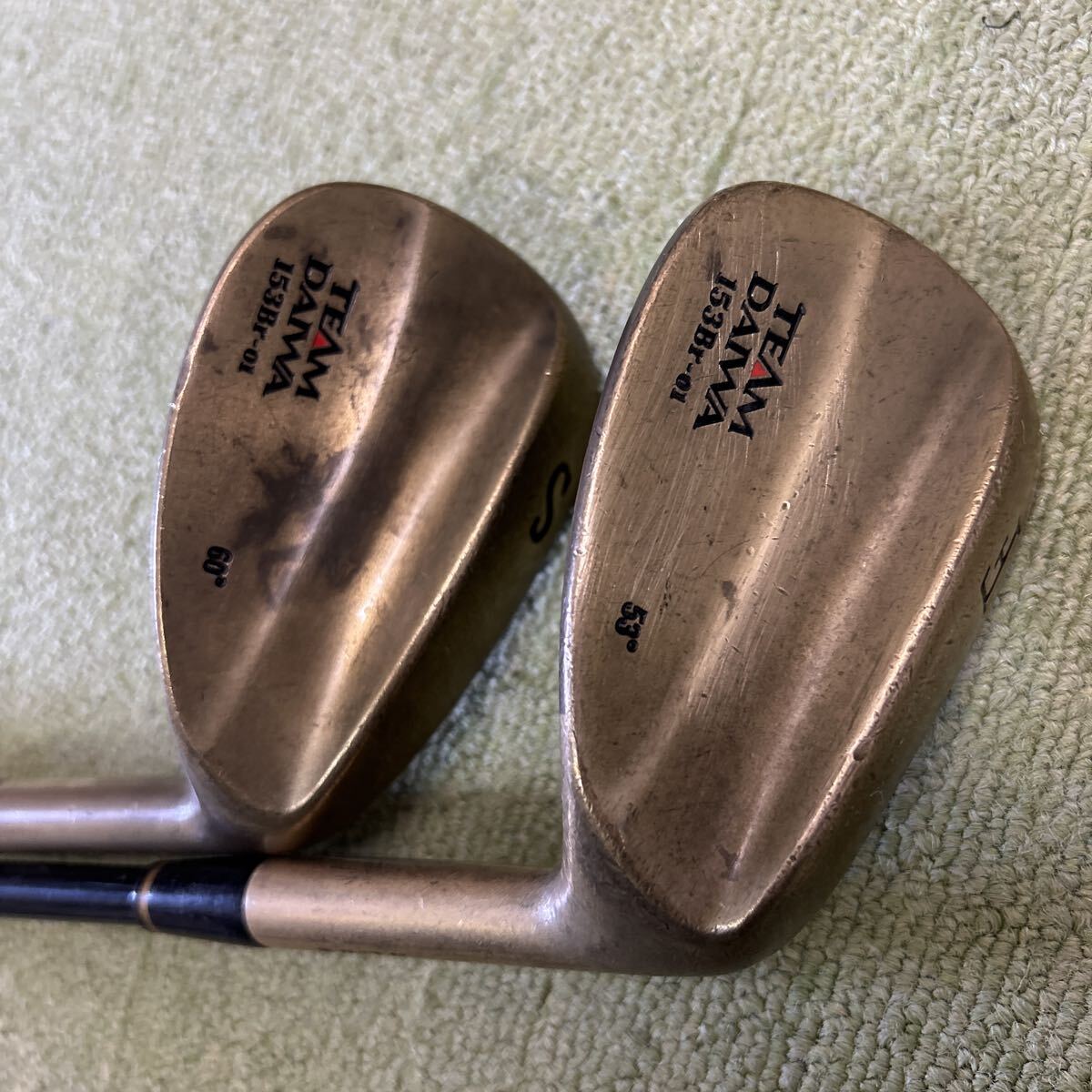 B661 TEAM DAIWA 153Br-01 番手F 53° S 60° 2本セット 純正カーボンR拍卖