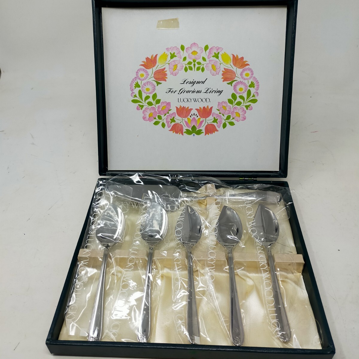 ●未使用●LUCKYWOOD ラッキーウッド ケーキスプーン ケーキサーバー カトラリーセット デザートスプーン ① S拍卖
