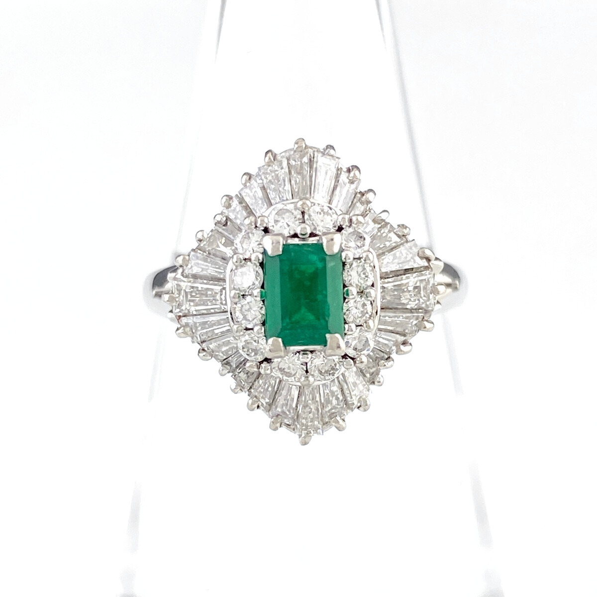 エメラルド デザインリング プラチナ 指輪 メレダイヤ リング 12.5号 Pt900 エメラルド ダイヤモンド レディース 【中古】拍卖