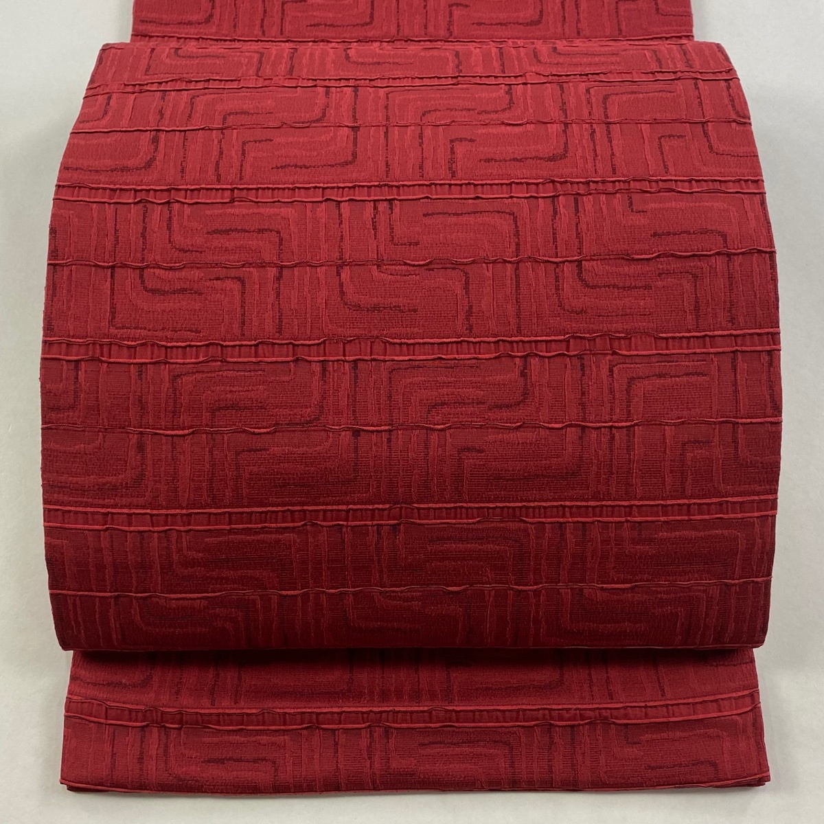 開き名古屋帯 優品 幾何学 縞 えんじ色 正絹 【中古】拍卖