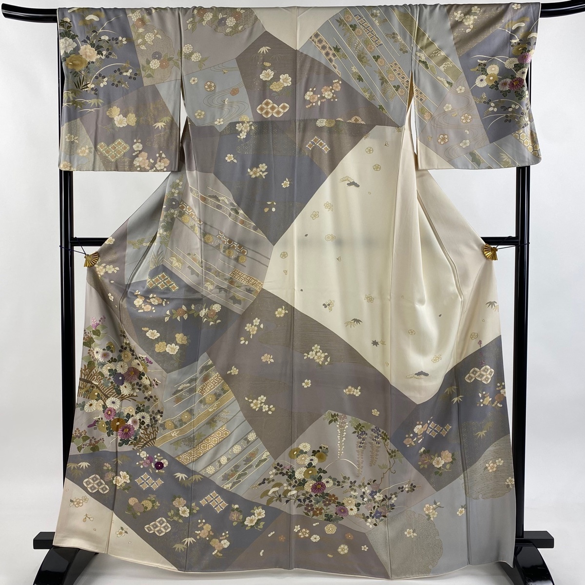 訪問着 身丈165cm 裄丈68cm L 袷 帝王紫 落款 菊 枝梅 刺繍 金糸 灰紫 正絹 逸品 【中古】拍卖