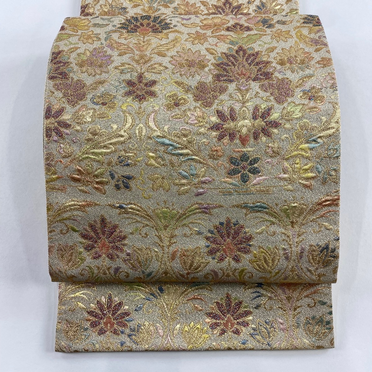 【美品】 袋帯 名品 花唐草 金糸 箔 金色 六通 正絹 【中古】拍卖