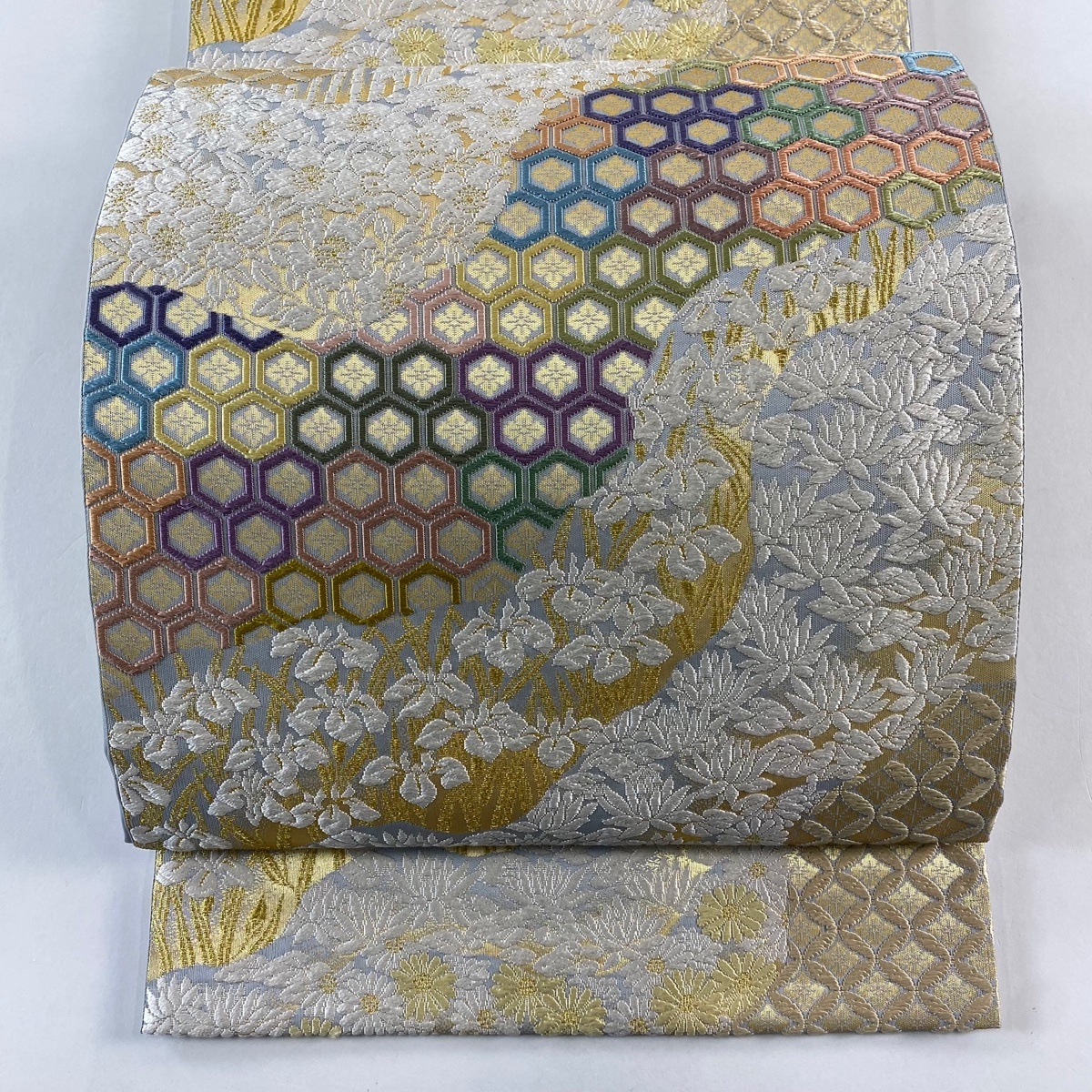 袋帯 秀品 草花 亀甲花菱 箔 唐織 青灰色 六通 正絹 【中古】拍卖