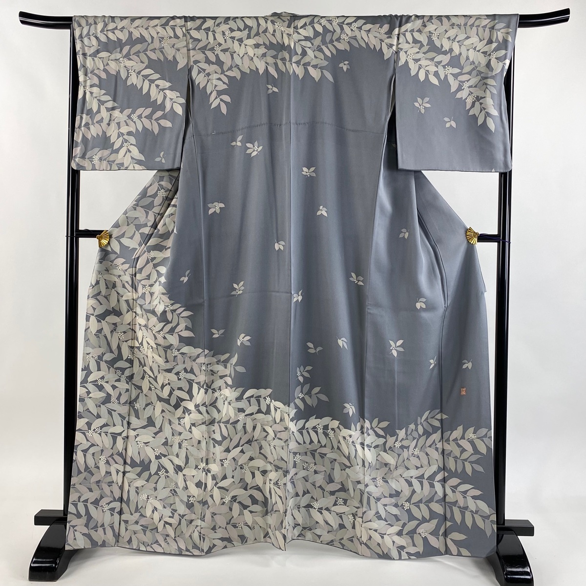 訪問着 身丈165cm 裄丈67.5cm L 袷 落款 葉と実 灰色 正絹 秀品 一つ紋 【中古】拍卖