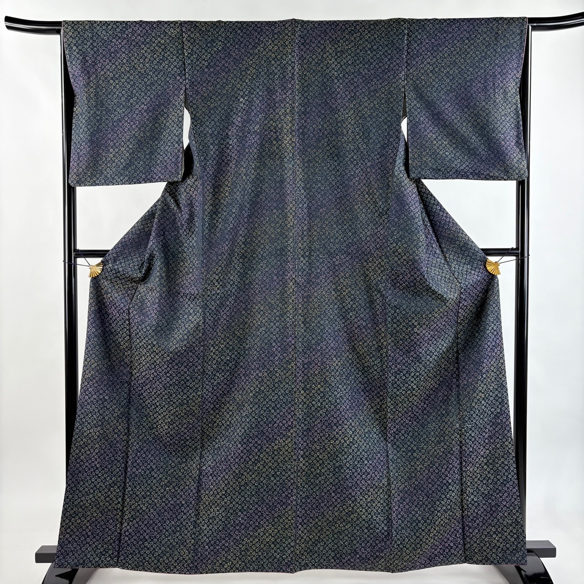 【美品】 紬 身丈163.5cm 裄丈66cm M 袷 ほていや 花柄 藍色 正絹 逸品 【中古】拍卖