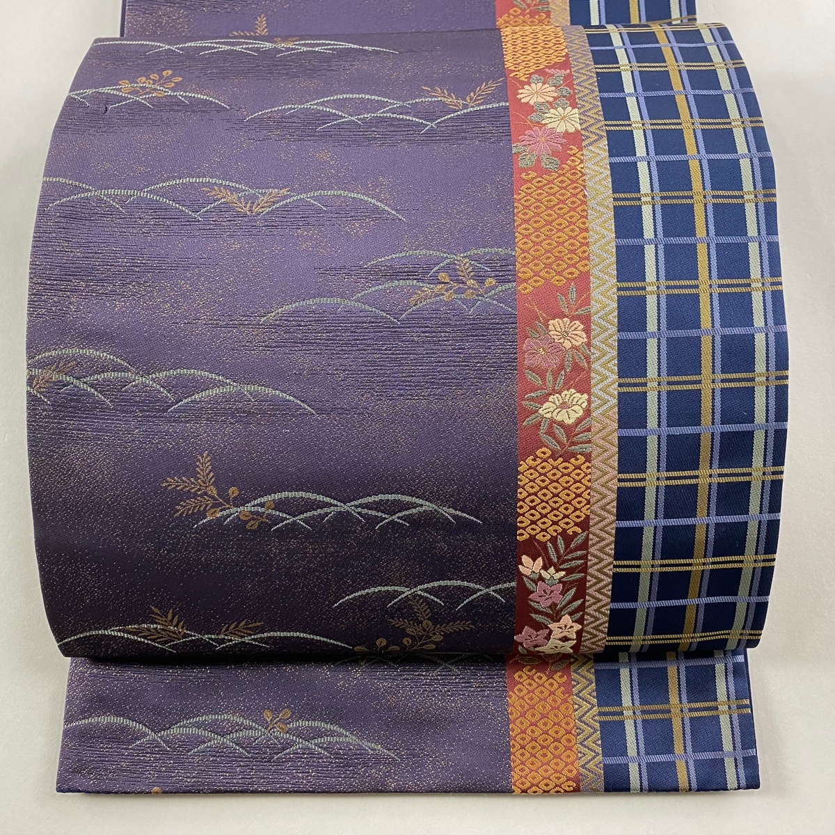 【美品】 袋帯 秀品 証紙 博多織 秋草 格子 金糸 紫 六通 正絹 【中古】拍卖