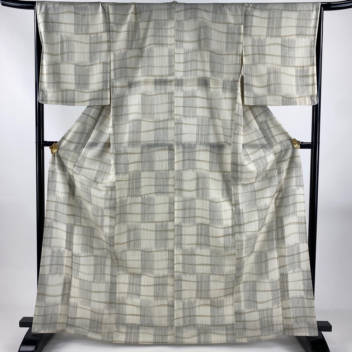 小紋 身丈165cm 裄丈67cm M 薄物 絽 縞 幾何学模様 ベージュ 正絹 秀品 【中古】拍卖