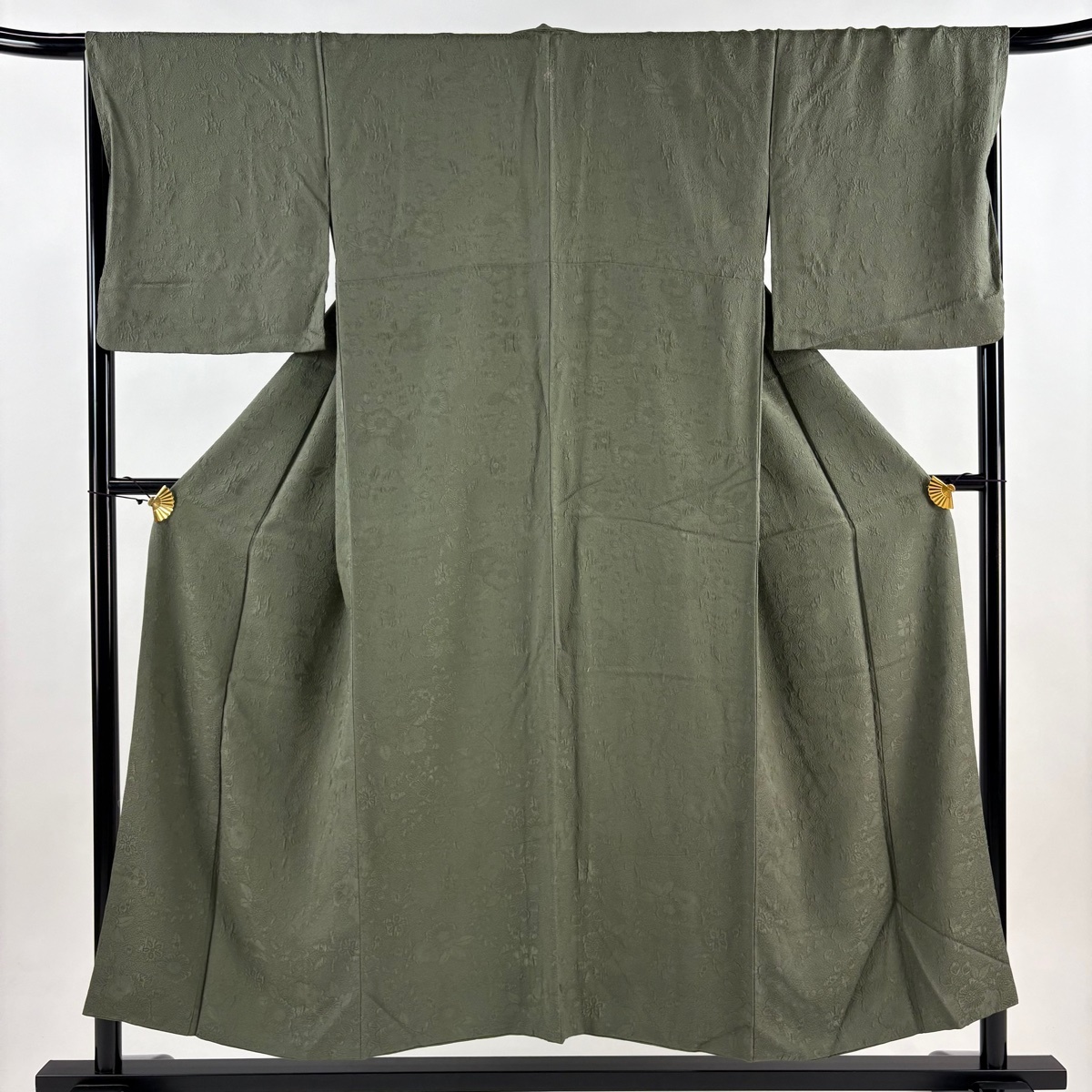 色無地 身丈151cm 裄丈68cm L 袷 地紋 灰緑 正絹 秀品 一つ紋 【中古】拍卖