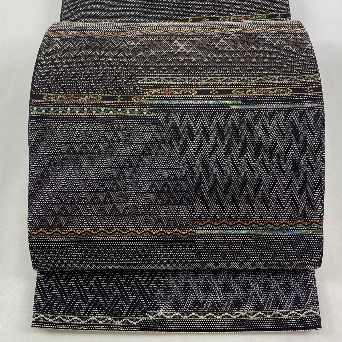 【美品】 袋帯 逸品 吉祥違棚文 螺鈿輪奈織 金銀糸 黒 六通 正絹 【中古】拍卖