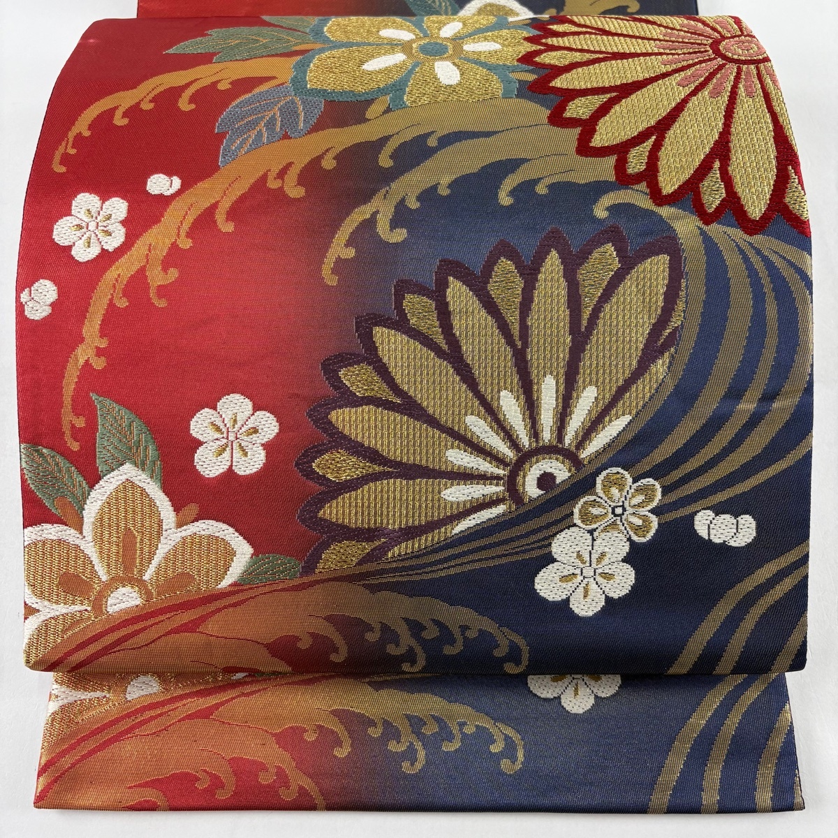 袋帯 秀品 花 波頭 金糸 箔 赤 六通 正絹 【中古】拍卖