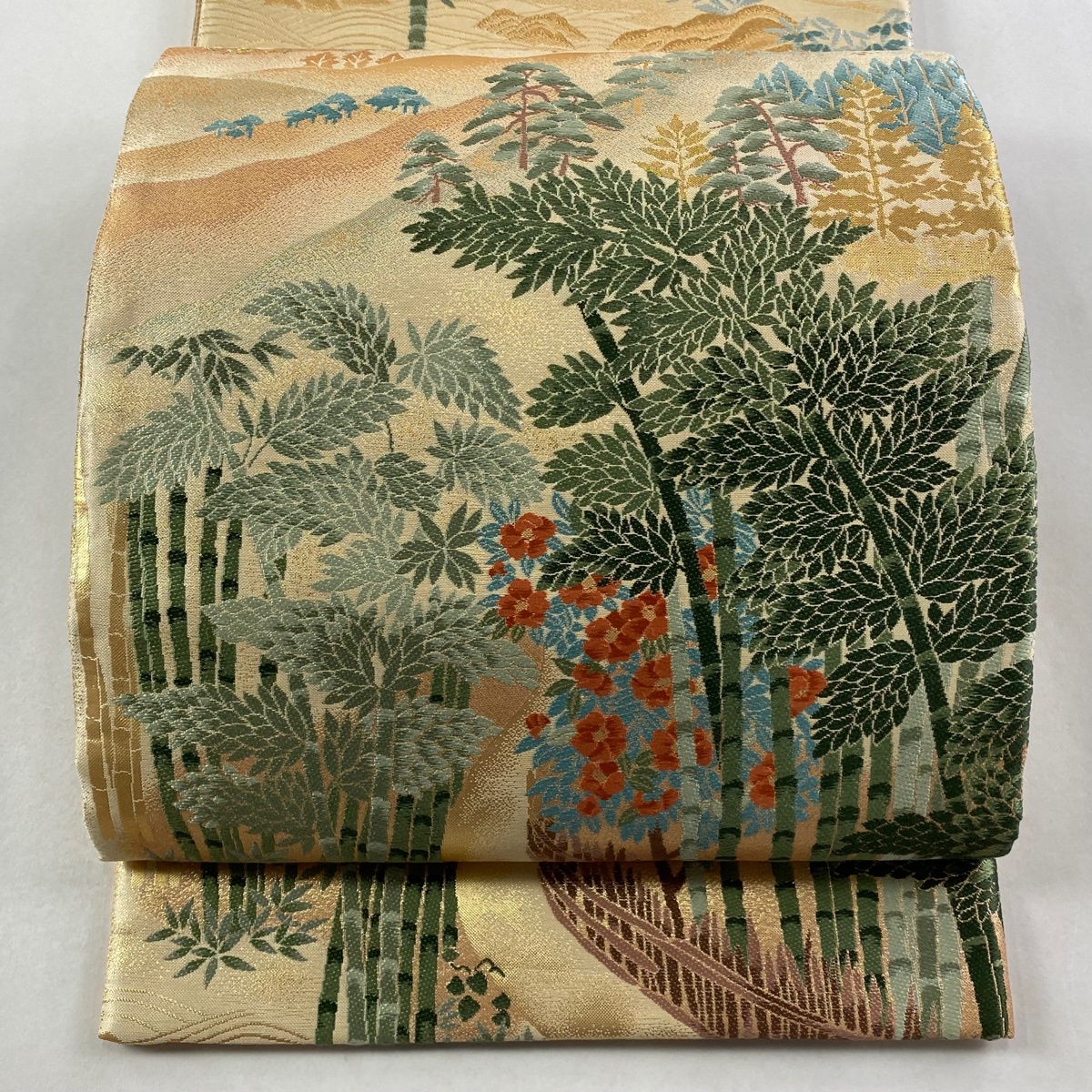 【美品】 袋帯 秀品 樹木 金糸 箔 ベージュ 六通 正絹 【中古】拍卖