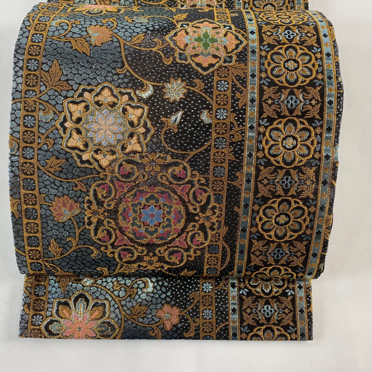 【美品】 袋帯 秀品 華文 鳥 金糸 箔 黒 六通 正絹 【中古】拍卖