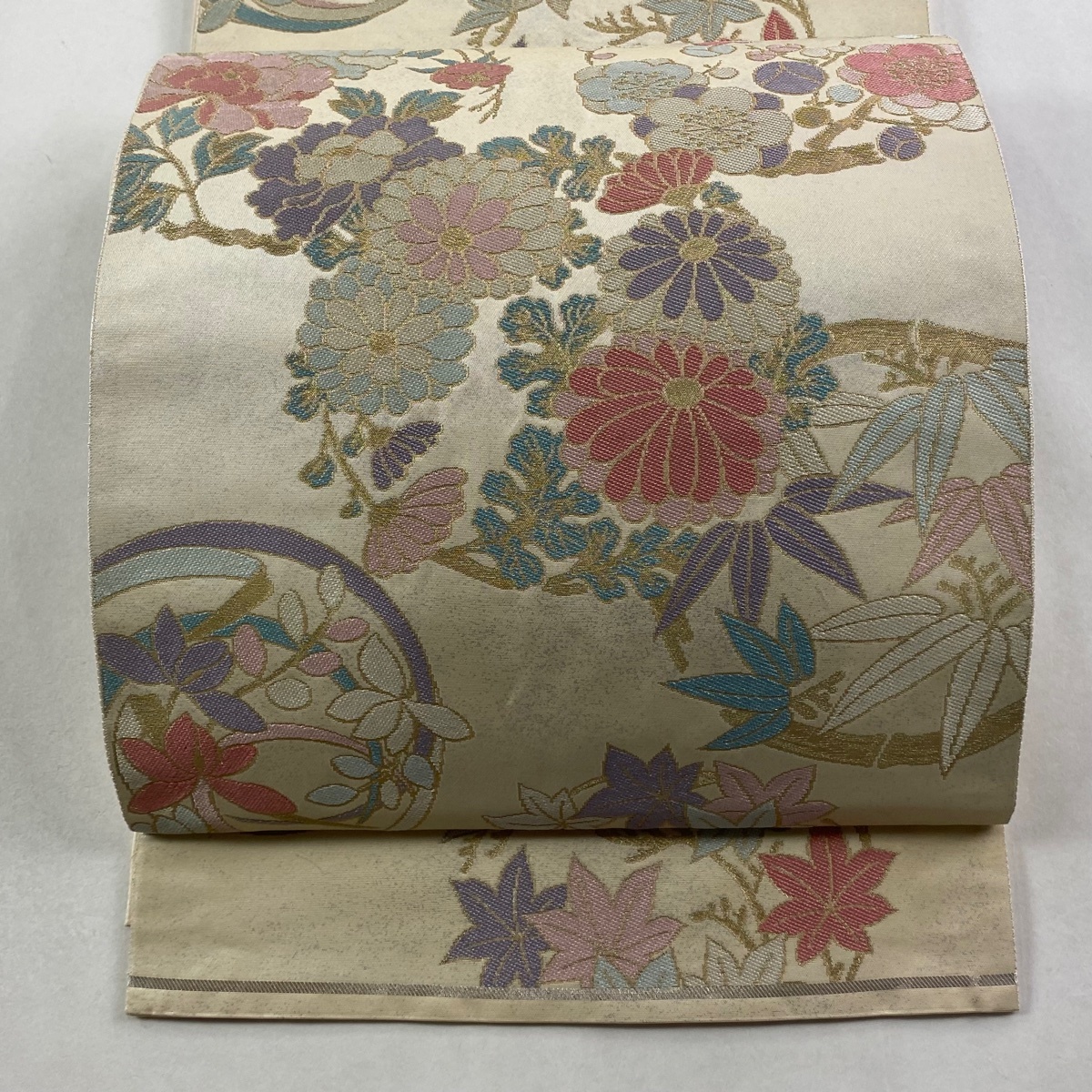 袋帯 秀品 落款 関西仕立て 本家加納 花丸文 梅 金糸 箔 クリーム 六通 正絹 【中古】拍卖