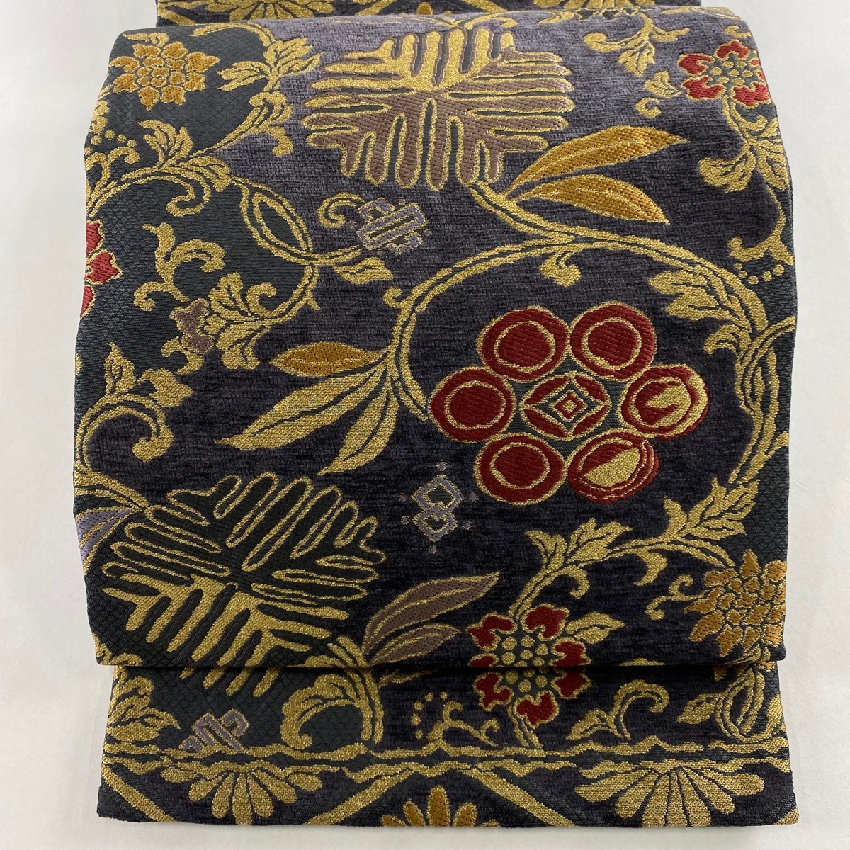 【美品】 袋帯 名品 花唐草 幾何学 金糸 箔 墨色 六通 正絹 【中古】拍卖