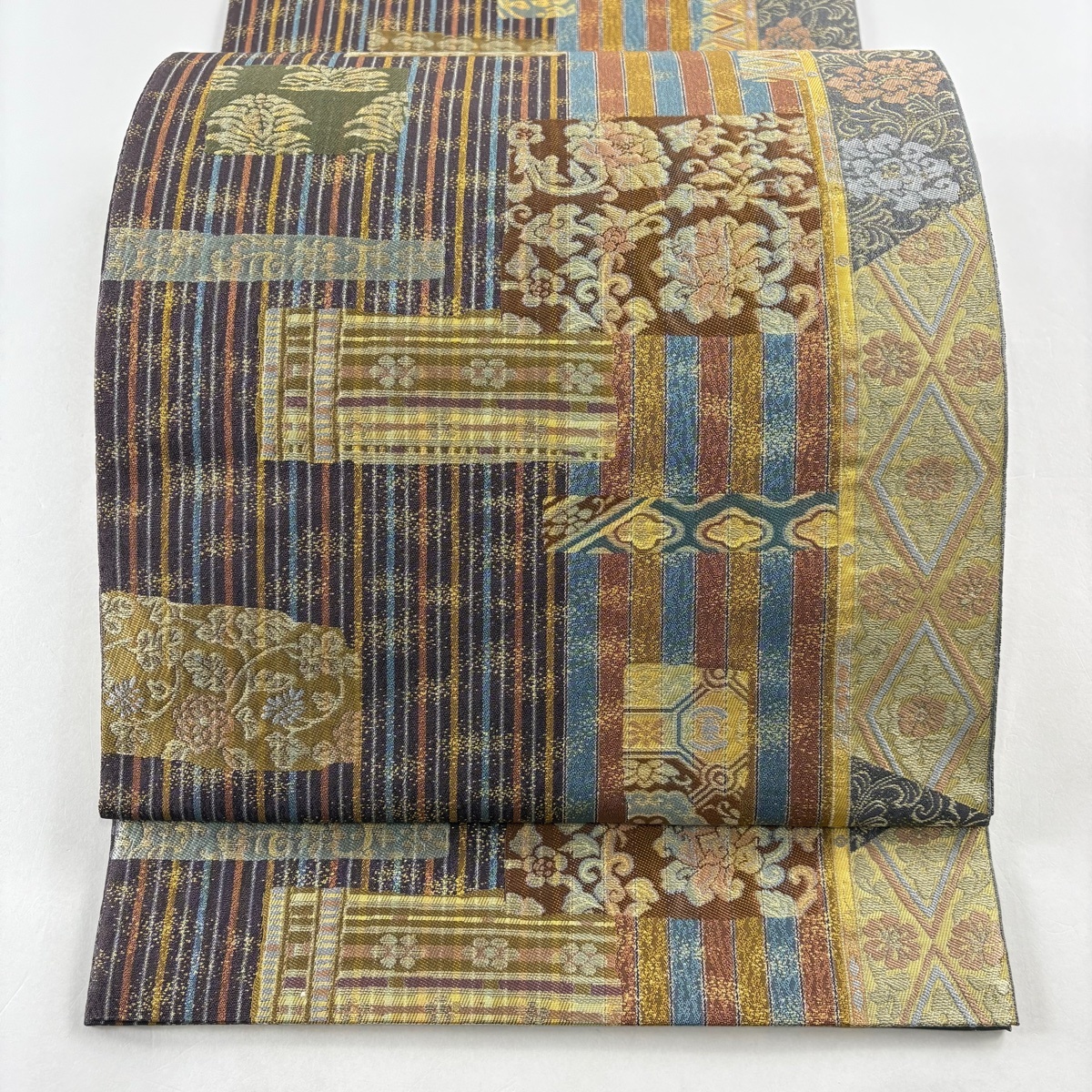 【在庫一掃】 袋帯 美品 名品 草花 刺繍 灰紫 六通 正絹 【中古】拍卖